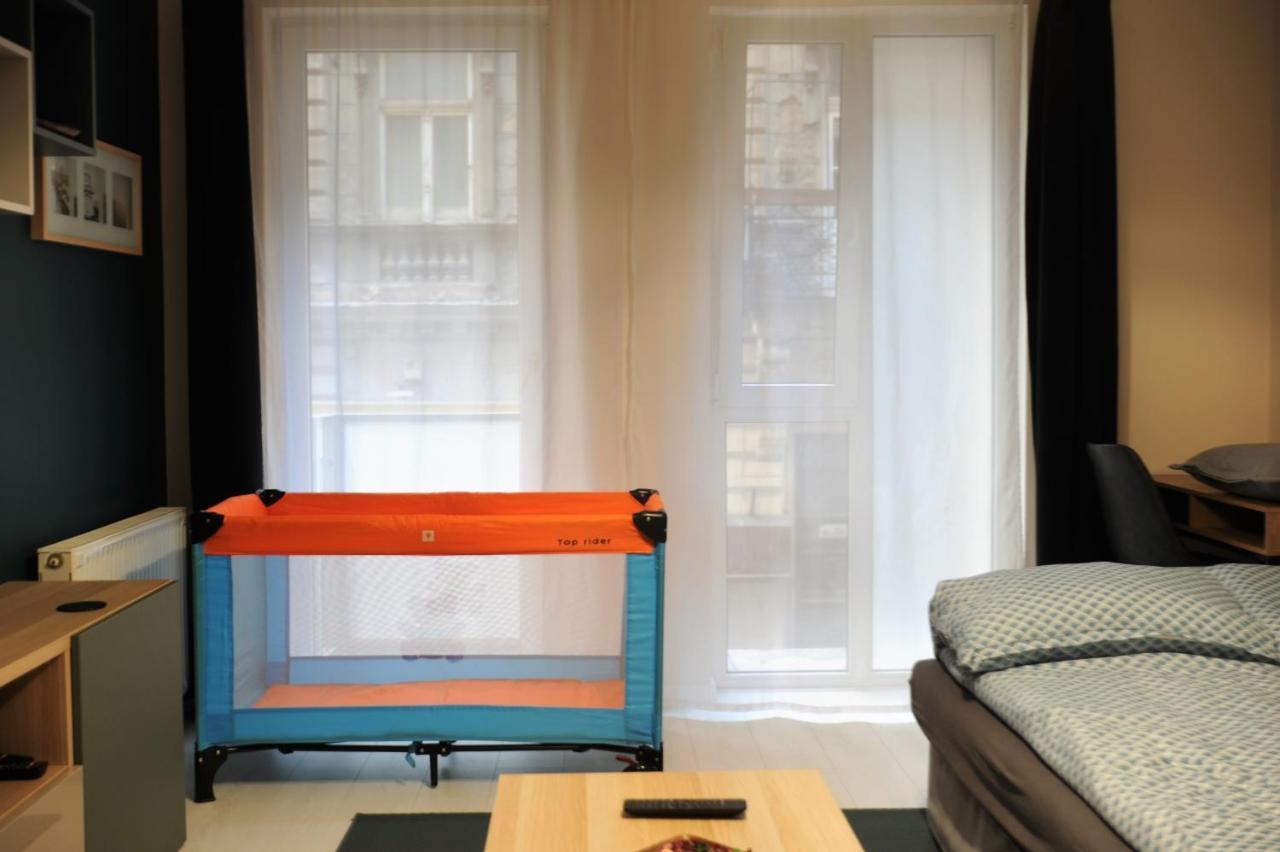 Lovely Apartment In The Heart Of Budapest Exterior photo