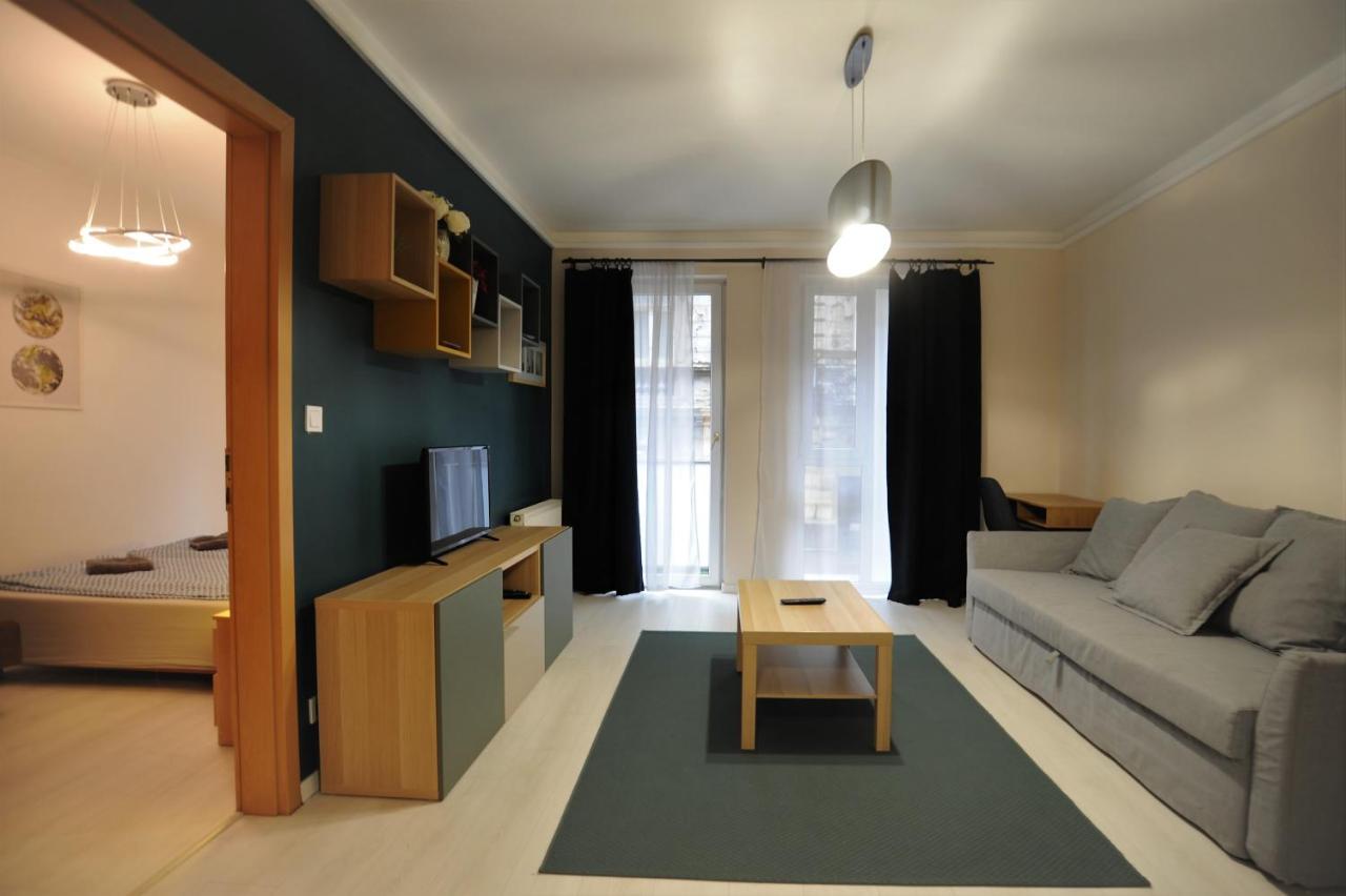 Lovely Apartment In The Heart Of Budapest Exterior photo